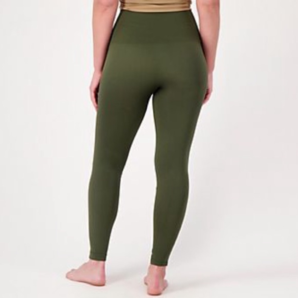 Anti x Proof Seamless Compression Legging - Picture 2 of 5